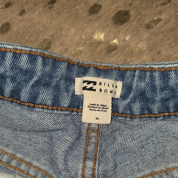 Blue Jean Shorts with Raw Hem and Relaxed Fit - Picture 2 of 6